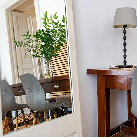 Classic Elegance With Synagogue View By Astoria Lejlighed Budapest