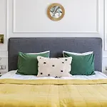 Classic Elegance With 2br, 2bthr By View By Astoria Budapest