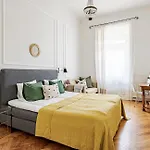 Lägenhet Classic Elegance With 2br, 2bthr By View By Astoria Budapest
