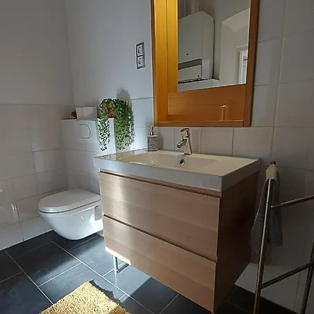 Classic Elegance With Synagogue View By Astoria *