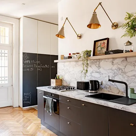 Διαμέρισμα Classic Elegance With 2br, 2bthr By View By Astoria *