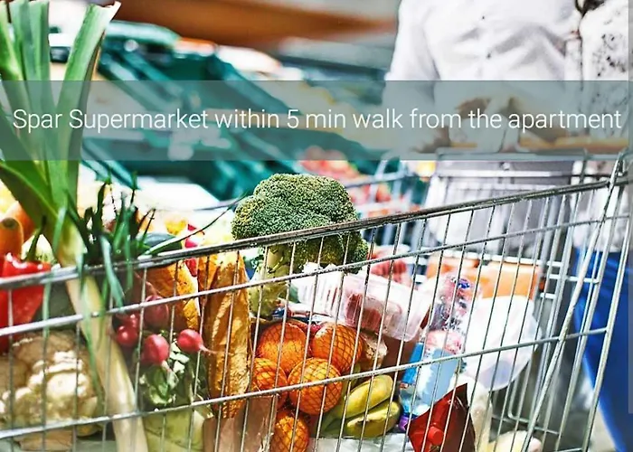 Classic Elegance With 2br, 2bthr By View By Astoria *