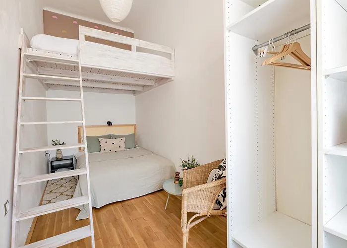 アパート Classic Elegance With 2br, 2bthr By View By Astoria *