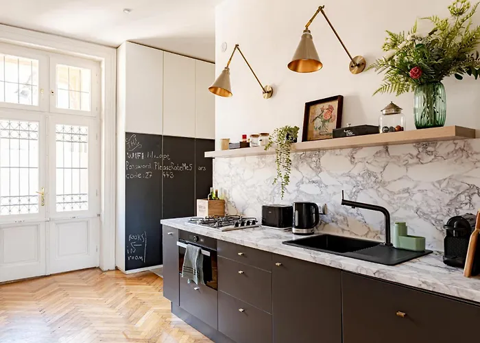 アパート Classic Elegance With 2br, 2bthr By View By Astoria *