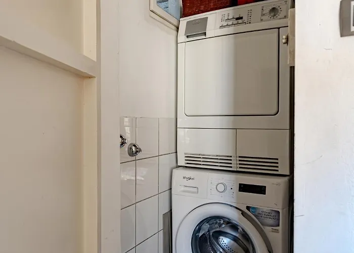 Classic Elegance With 2br, 2bthr By View By Astoria * ブダペスト