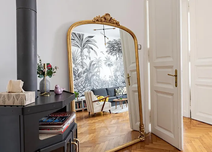 アパート Classic Elegance With 2br, 2bthr By View By Astoria