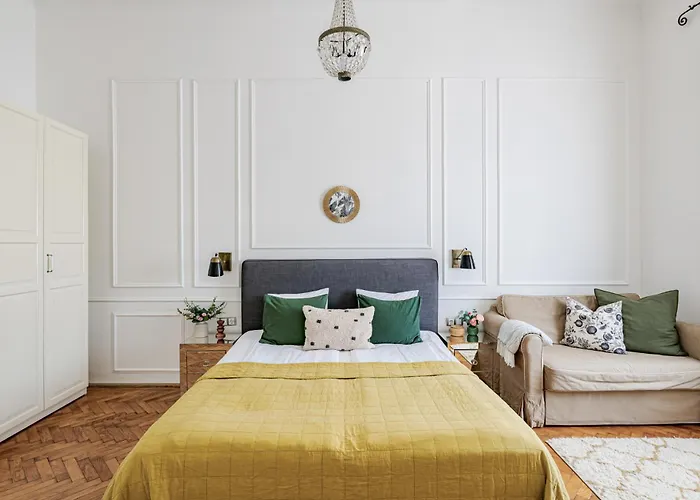 Classic Elegance With 2br, 2bthr By View By Astoria アパート *