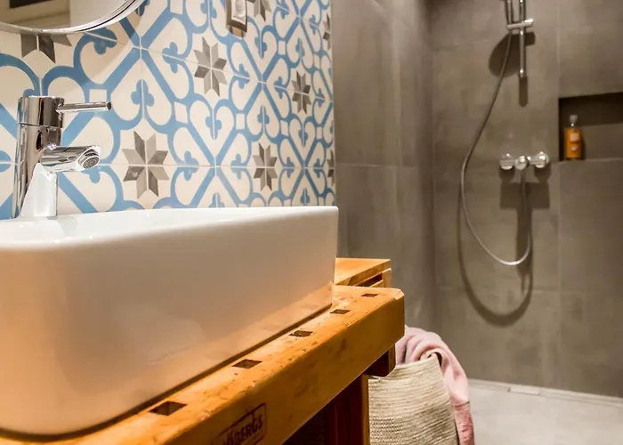 アパート Classic Elegance With 2br, 2bthr By View By Astoria ブダペスト