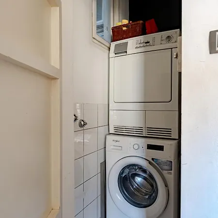 Classic Elegance With 2br, 2bthr By View By Astoria * 布达佩斯