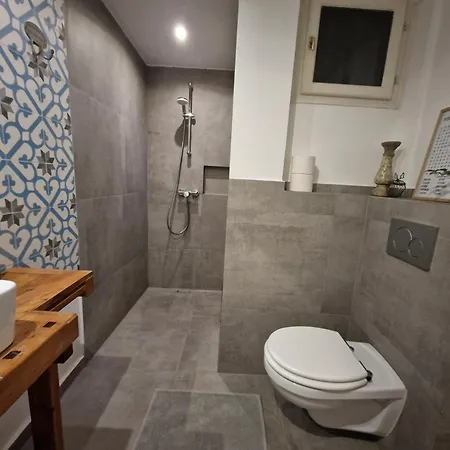 Classic Elegance With 2br, 2bthr By View By Astoria 公寓 *